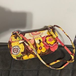 Like new! Vera Bradley shoulder bag